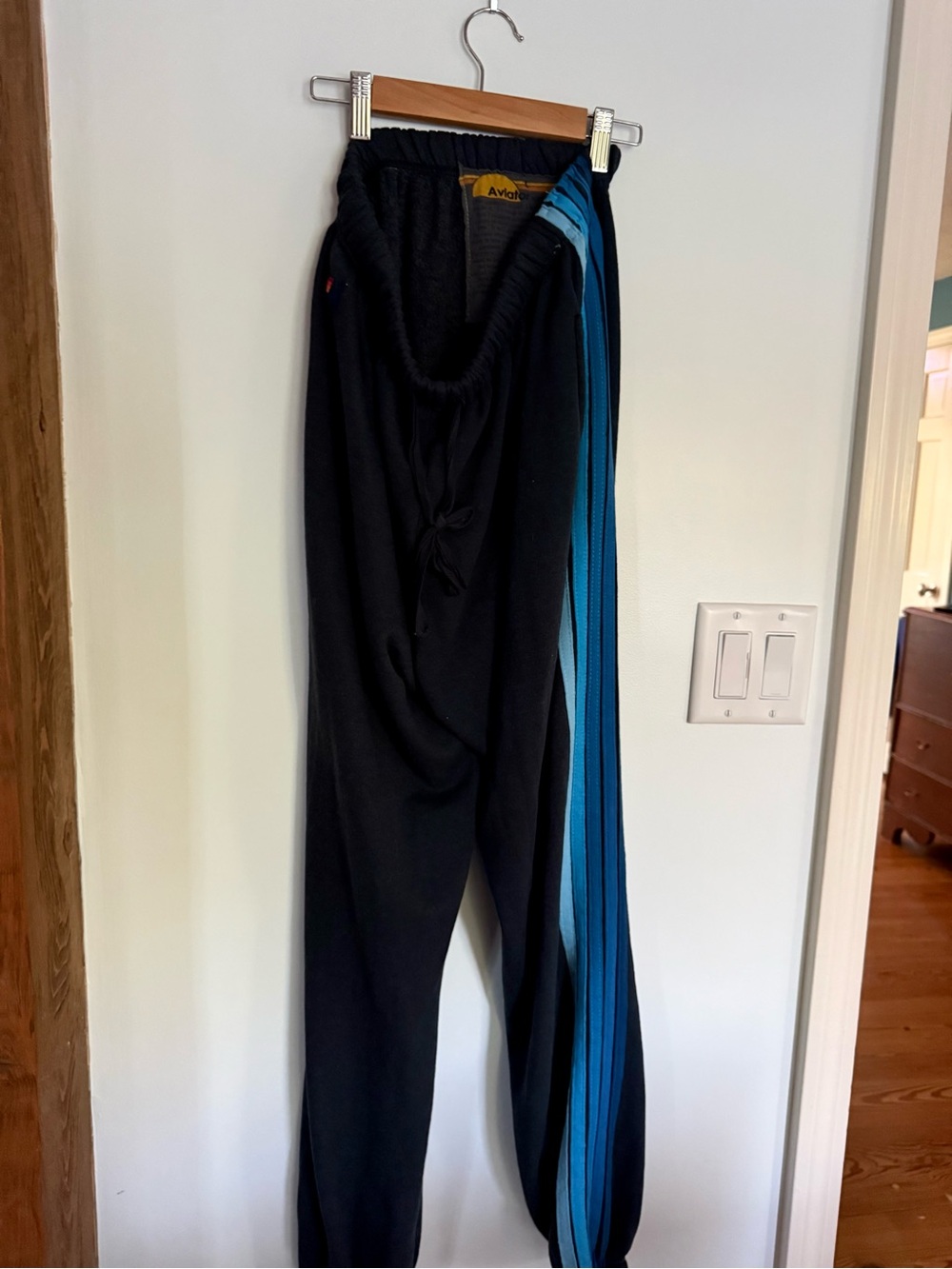 Aviator Nation 🦋  Black & Blue Joggers - Excellent Condition! Size Large